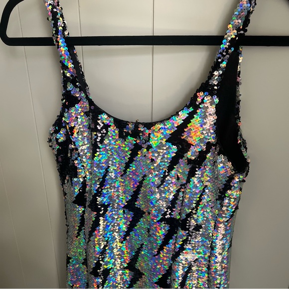 Any Old Iron iridescent sequin lightning bolt gown - Picture 2 of 16